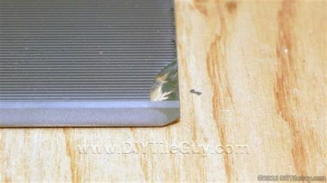 how to cut glass tile without chipping