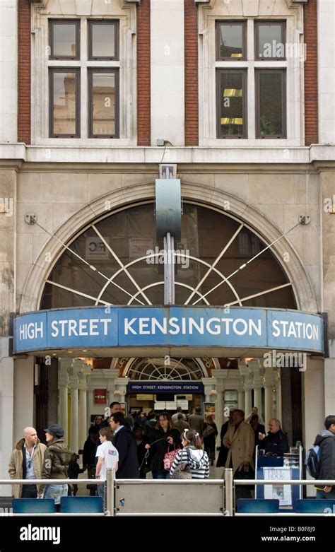 High Street Kensington Tube Station Stock Photo - Alamy