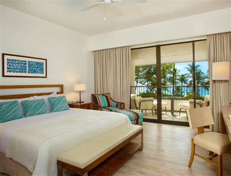 Mauna Kea Beach Hotel | Goop