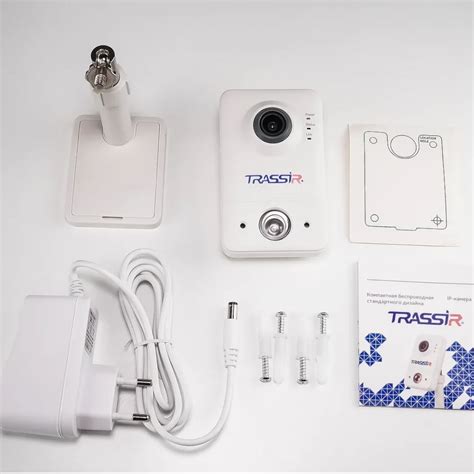 Беспроводная внутренняя IP камера видеонаблюдения TRASSIR TR-D7111IR1W ...