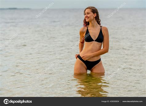Beautiful Brunette Bikini Model Enjoys Weather Outdoors Beach Stock Photo Actionsports