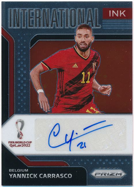 目立った傷や汚れなしYannick Carrasco Soccer 2022 Panini Prizm FIFA World Cup