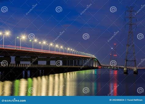 The San Mateo-Hayward Bridge and Electricity Towers Stock Photo - Image ...