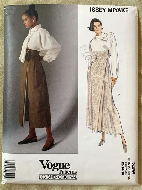 Vintage 1990 S Vogue Pattern 2486 Designer Original Issey Mikaye