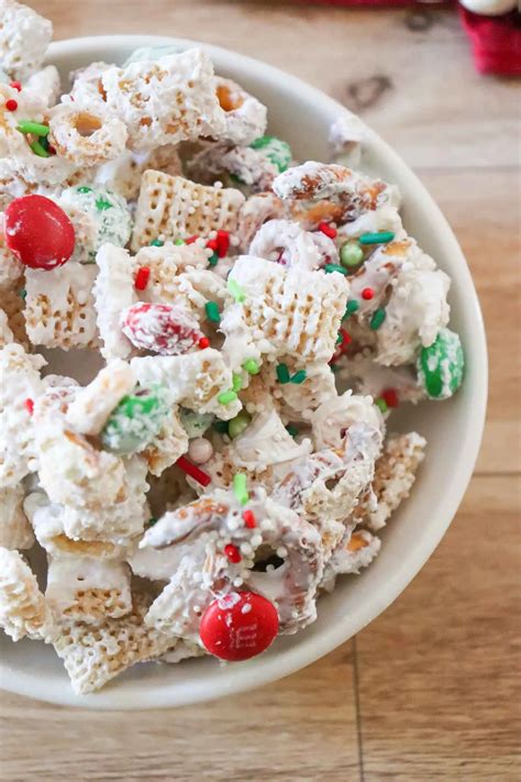 Easy Christmas Chex Mix