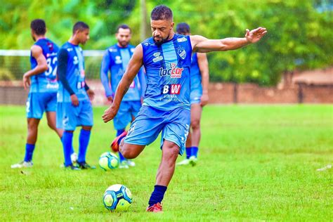 Passagem Pelo Futebol Paraense Atacante Do S O Raimundo Rr Sabe A