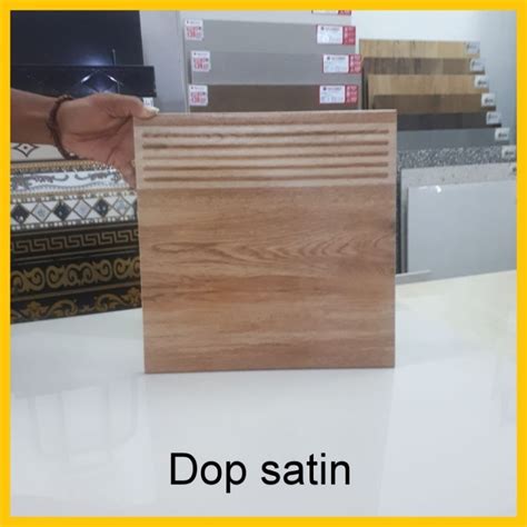 Jual Keramik Lantai X Tangga Teras Motif Kayu Shopee Indonesia