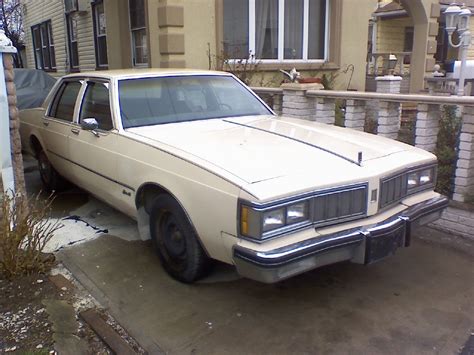 OLDSMOBILE DELTA 88 189px Image 14