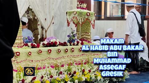 Makam Al Qutb Al Habib Abu Bakar Bin Muhammad Assegaf Saat Haul Gresik 2023 Sesak Penuh Jamaah