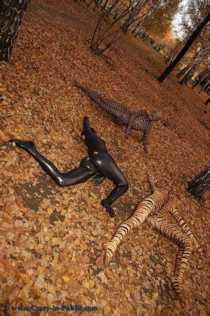 Three Hot Zentai Wearing Teen Flexing Their Hot Bodys In XXX Dessert