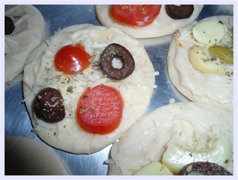 MINI PIZZAS Quitutes da Andréa