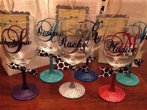 Personalized Glitter Stem Wine Glasses By Prettiesforyoutoo 16 00 Glitter Wine Glasses