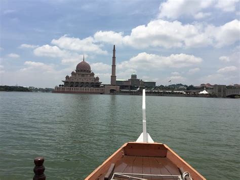 Putrajaya Lake (Malaysia): Award Winning - Top Tips Before You Go (with Photos) - TripAdvisor