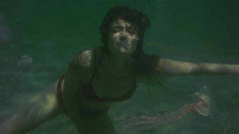 Nude Video Celebs Emma Mackey Nude Vicky Krieps Nude Hot Milk 2025