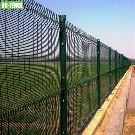 Powder Coated Or Galvanized Y Post Airport Security Perimeter Fencing