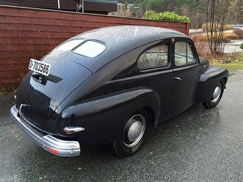 Early Simplicity: 1947 Volvo PV444 | Volvo, Classic cars, Volvo cars