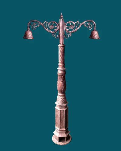 9 Feet Dual Arm Cast Iron Lamp Post At Rs 10000 Piece In Nagpur ID