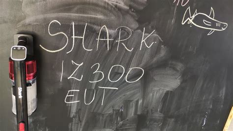 Shark Iz Eut Sk Adany Odkurzacz Pionowy Prawdziwy Rekin Na Brud