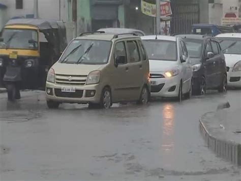 Uttarakhand Weather Update Imd Red Alert For Rain In Dehradun Tehri