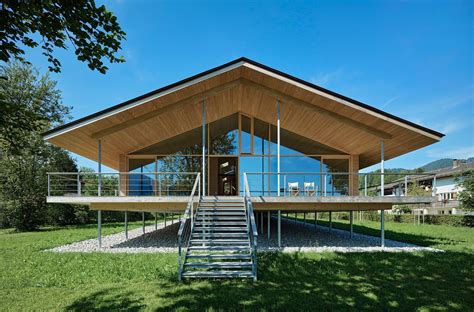 This House On Stilts Was Designed To Protect It From Floods ...