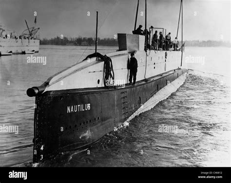 The submarine nautilus Black and White Stock Photos & Images - Alamy