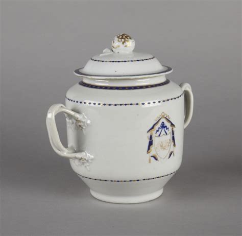 Sugar Bowl With Lid Y1965 539 A B