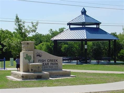 Oak Hollow Pavilion At Fish Creek Linear Park Grand Fun Gp