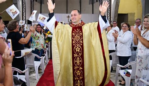 Diácono João Paulo é ordenado novo padre para a Diocese de Presidente