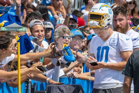 Justin Herbert Girlfriend: The Chargers QB's Dating History + More