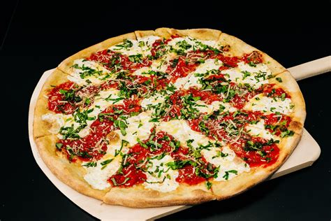 The best toppings to order at williamsburg pizza union avenue