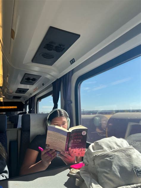 Girl Reading Love Reading Travel Aesthetic Book Aesthetic I Love