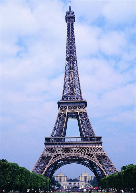 Paris Eiffel Tower HD Wallpaper - WallpaperSafari