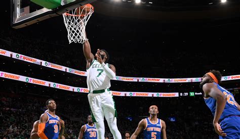 Nba Boston Celtics Ok Contro I Knicks Tripla Doppia Per Jaylen Brown