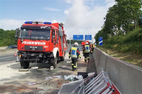 Schwerer Unfall Mit Feuerwehrfahrzeug Auf Der Bab Kfv Bayreuth E V