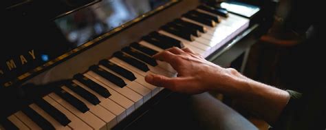 15 Best Piano Songs of All Time - Singersroom.com