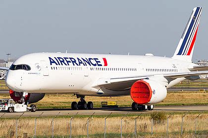 F HTYB Air France Airbus A350 941