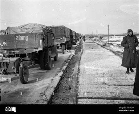Russian Truck Convoy Hi Res Stock Photography And Images Alamy