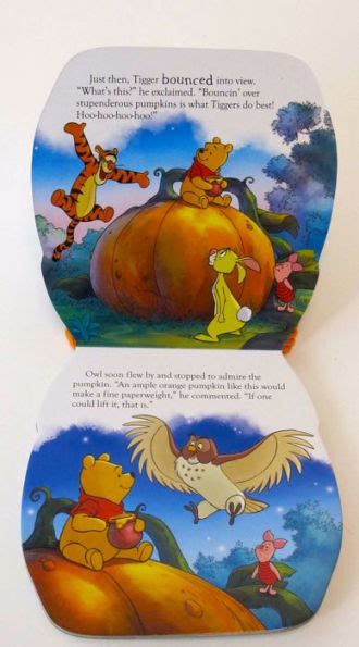 Winnie The Pooh Pooh S Halloween Pumpkin By Disney Books Board Book