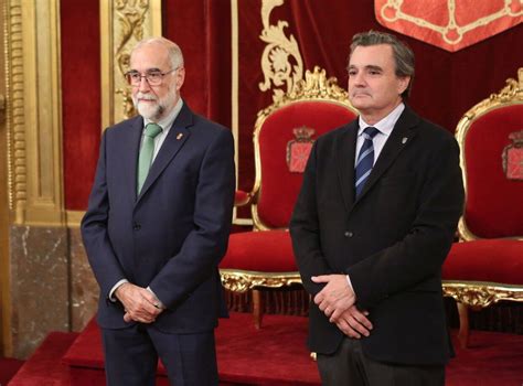 El médico Ramón Villanueva recibe el decimotercer Premio Sánchez Nicolay