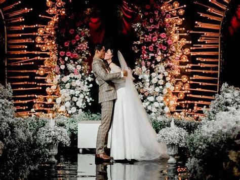 Exclusive Lang Leav Ts Special Poem For Kylie Padilla And Aljur Abrenica S Wedding Gma