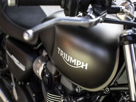 Motorrad Vergleich Triumph Street Twin Vs Triumph Speed Twin