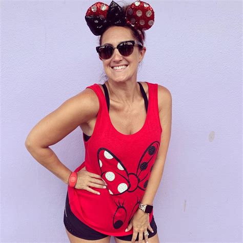 Minnie Milf R Hotgirlsatdisneyland