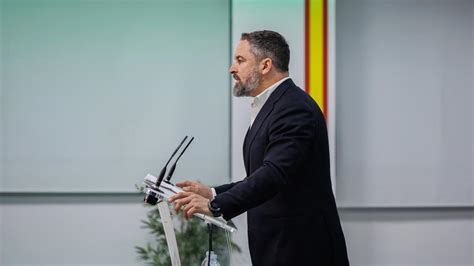 Abascal Anuncia Una Querella Contra S Nchez En El Supremo Y Pide