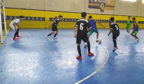 Jalin Laga Persahabatan Tim Futsal MTsN 1 Kulon Progo Unggul 4 1 Dari