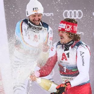 Manuel Feller bietet Linus Straßer nach Gesamtsieg im Slalom Weltcup