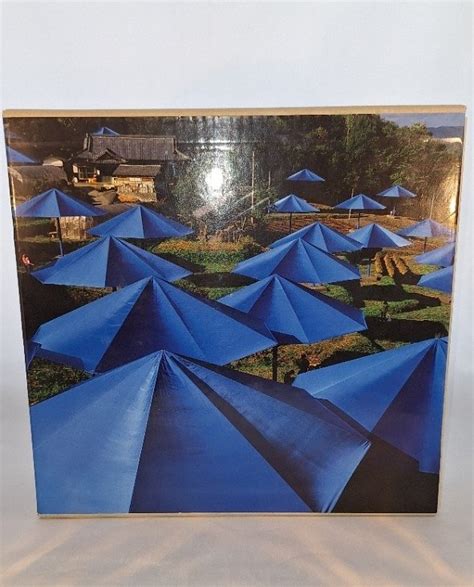 Signed; Christo and Jeanne-Claude - The umbrellas - 1994 - Catawiki