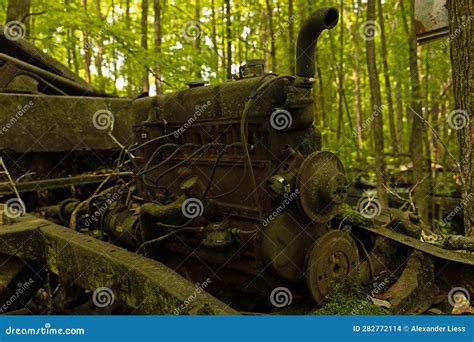 Old vintage wrecked car stock photo. Image of wrecked - 282772114