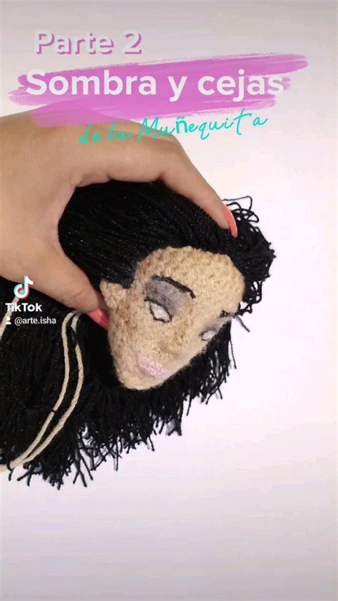 Parte 2 de Maquillando el Rostro de la Muñequita tejida a Crochet