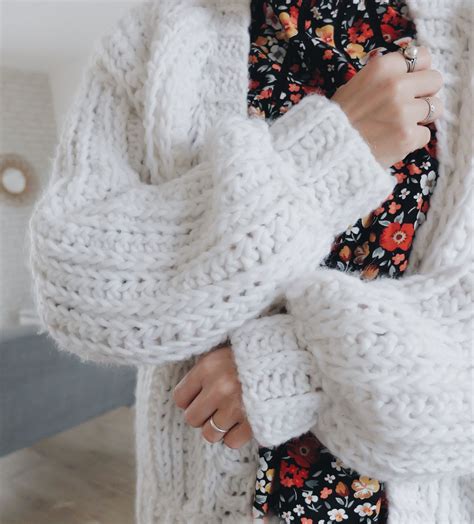 Tuto Le Gilet Au Crochet à Grosses Mailles Comme Au Tricot Zessfr