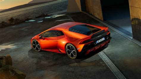 2019 Lamborghini Huracan Evo Launched In India At Rs 37 Crore Overdrive